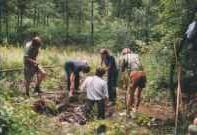hloubení tůněk v Beškovském dole (letní tábor 1999)